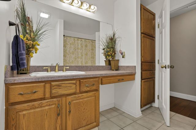 3588 Thornhill Lane, Grove City, OH 43123