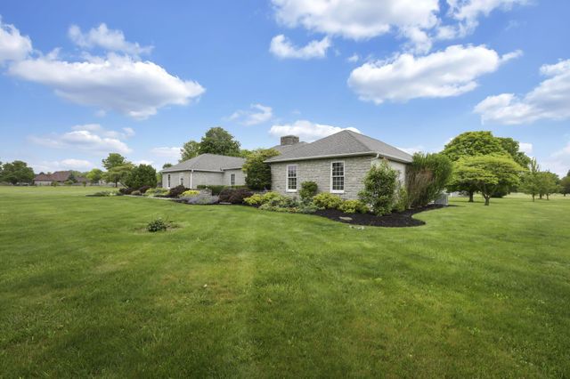 3588 Thornhill Lane, Grove City, OH 43123