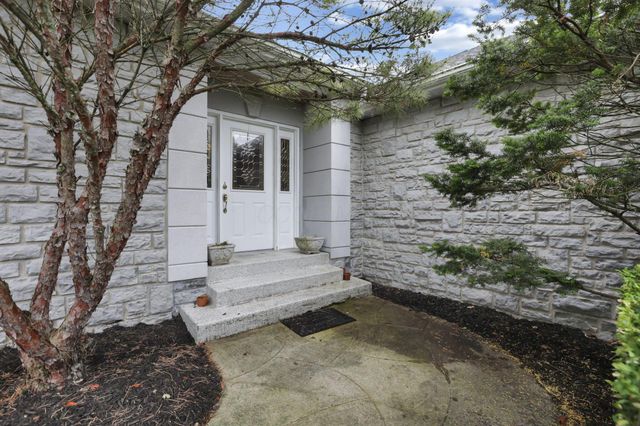 3588 Thornhill Lane, Grove City, OH 43123