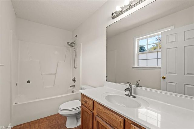 808 Arnold Road, Lexington, NC 27295