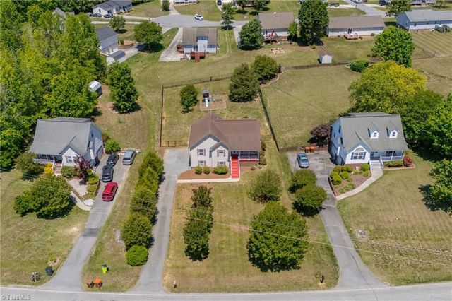 808 Arnold Road, Lexington, NC 27295