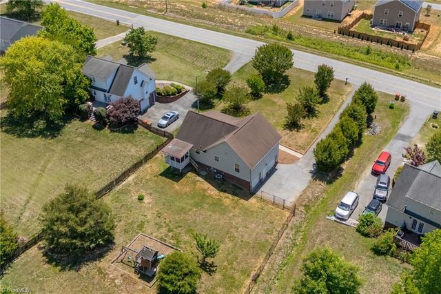 808 Arnold Road, Lexington, NC 27295