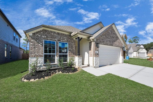 12039 Maple Oak Drive, Houston, TX 77066