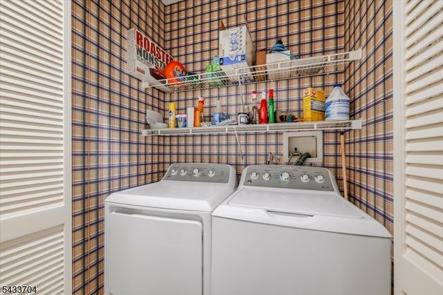 2 Richmond Road 302, West Milford Twp., NJ 07480