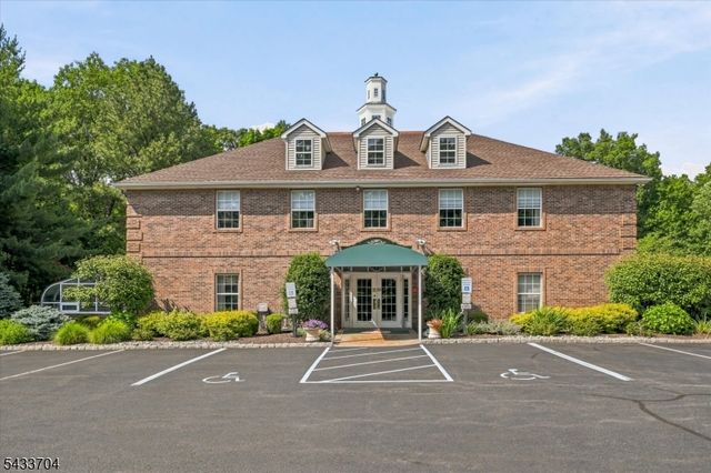 2 Richmond Road 302, West Milford Twp., NJ 07480