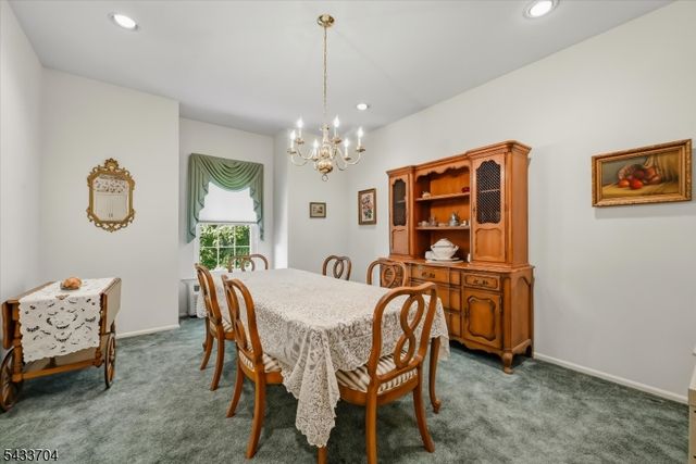 2 Richmond Road 302, West Milford Twp., NJ 07480
