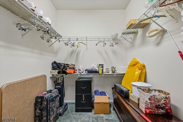 2 Richmond Road 302, West Milford Twp., NJ 07480