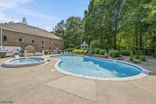 2 Richmond Road 302, West Milford Twp., NJ 07480