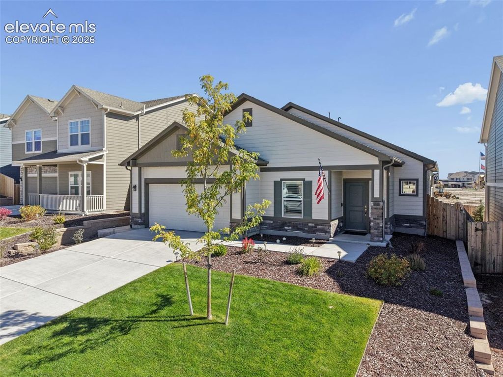 8675 Bynum Drive, Colorado Springs, CO 80908 — exterior