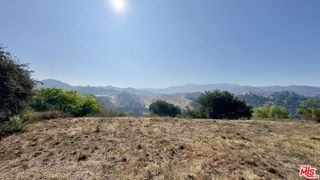 2152 N Topanga Canyon Boulevard, Topanga, CA 90290