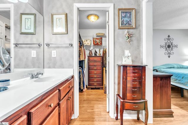 200 Spring Meadow Road, Simpsonville, SC 29681