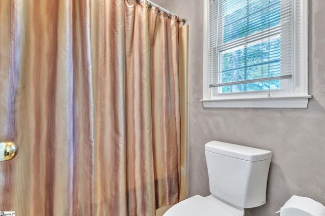 200 Spring Meadow Road, Simpsonville, SC 29681