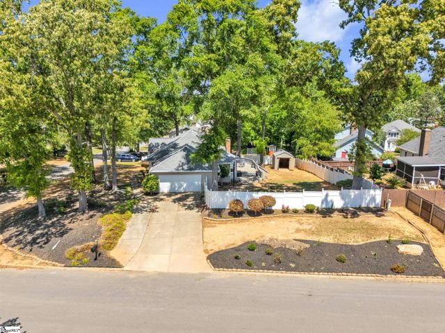 200 Spring Meadow Road, Simpsonville, SC 29681