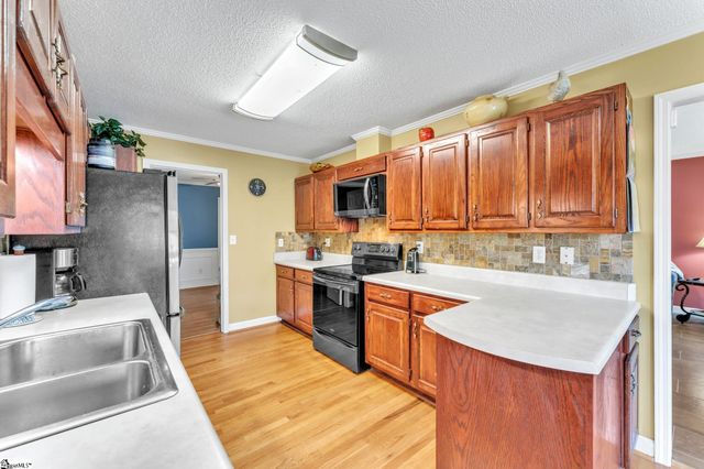 200 Spring Meadow Road, Simpsonville, SC 29681