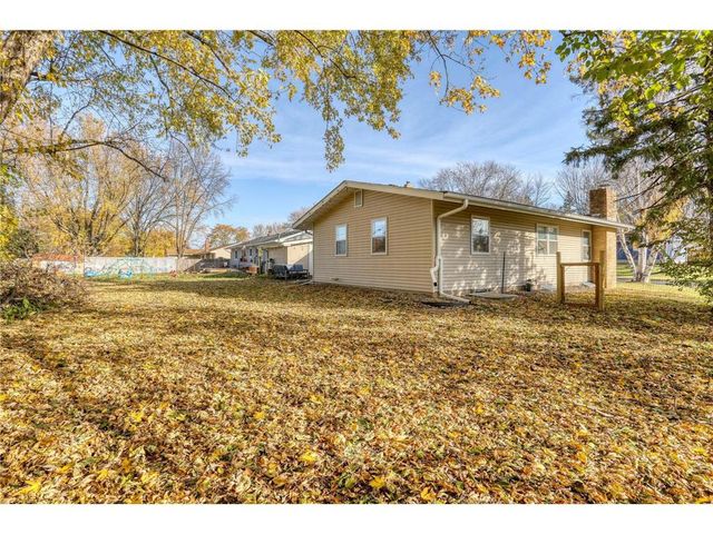 1355 Sycamore Street, River Falls, WI 54022