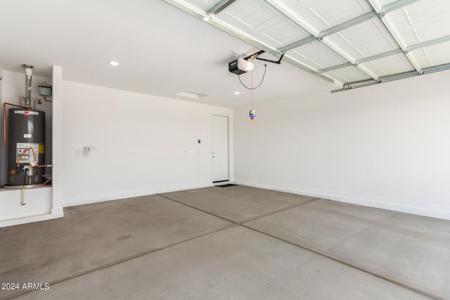 16038 W El Cortez Place, Surprise, AZ 85387