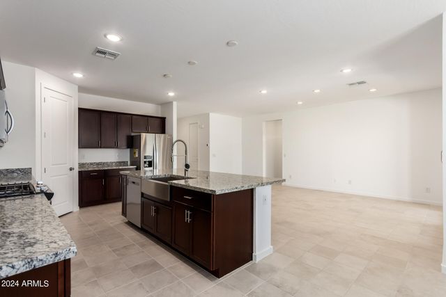16038 W El Cortez Place, Surprise, AZ 85387