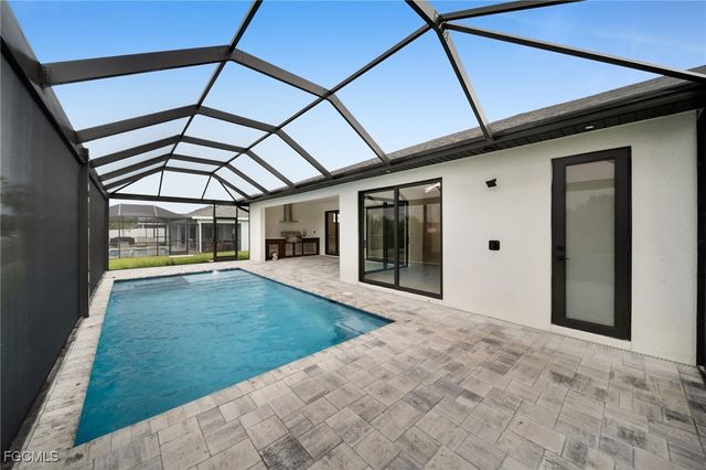 3435 SW 8th CT, Cape Coral, FL 33914