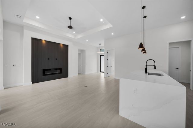 3435 SW 8th CT, Cape Coral, FL 33914