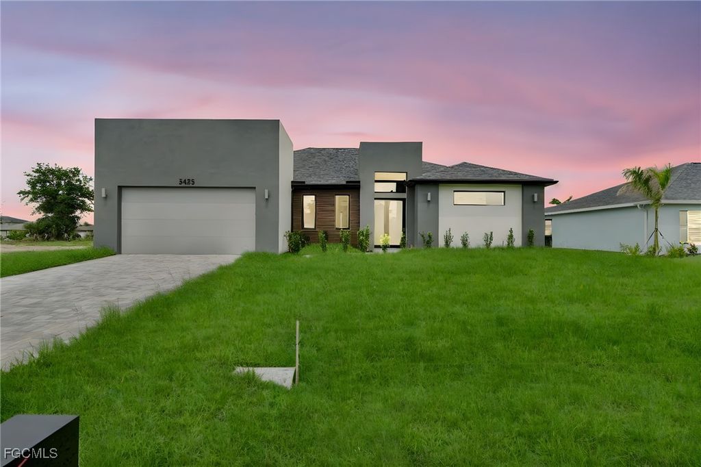 3435 SW 8th CT, Cape Coral, FL 33914