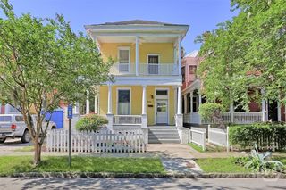 205 W 35th Street, Savannah, GA 31401