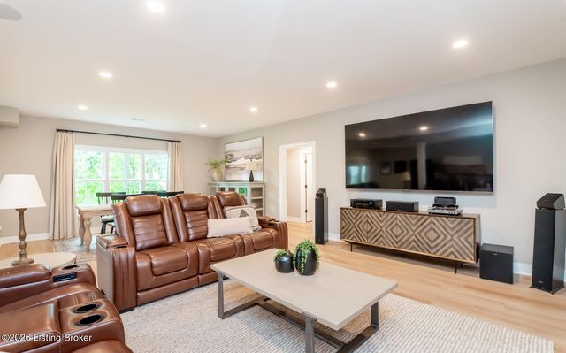 2914 Travis French Trail, Fisherville, KY 40023