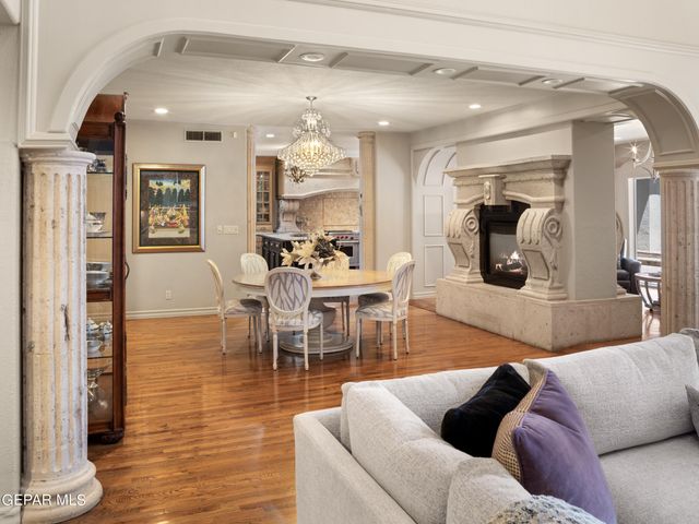 813 Rosinante Road, El Paso, TX 79922