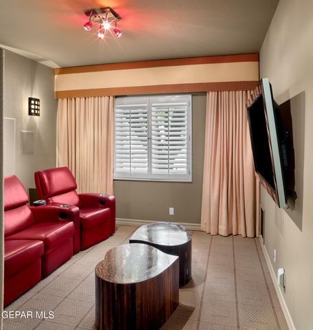 813 Rosinante Road, El Paso, TX 79922