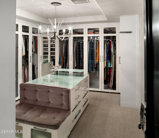 813 Rosinante Road, El Paso, TX 79922