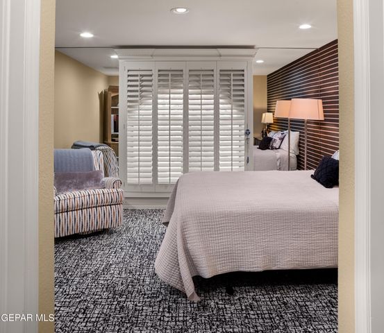 813 Rosinante Road, El Paso, TX 79922