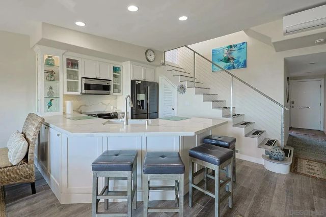 1609 Glorietta, Coronado, CA 92118
