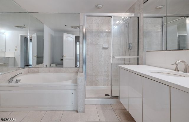 10 Smith Manor Blvd, West Orange Twp., NJ 07052