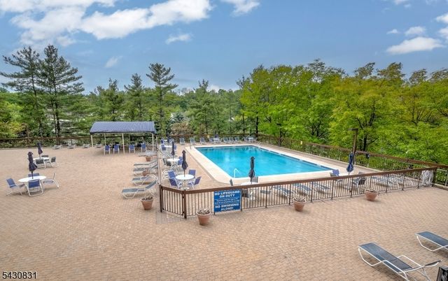10 Smith Manor Blvd, West Orange Twp., NJ 07052