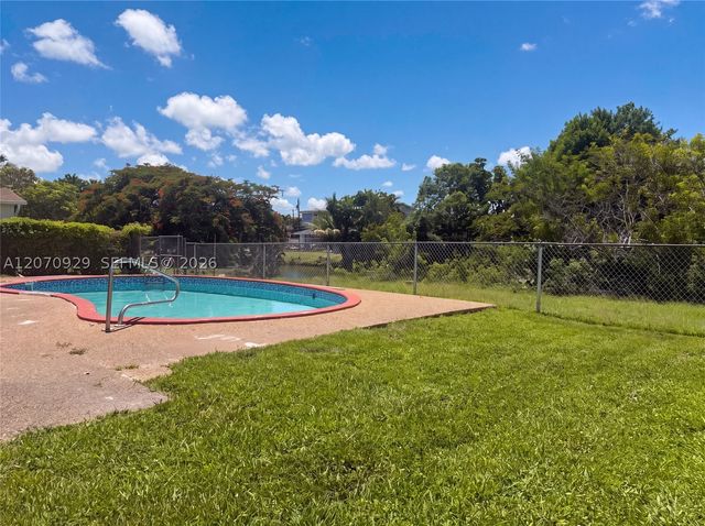 6200 SW 109th Ave, Miami, FL 33173