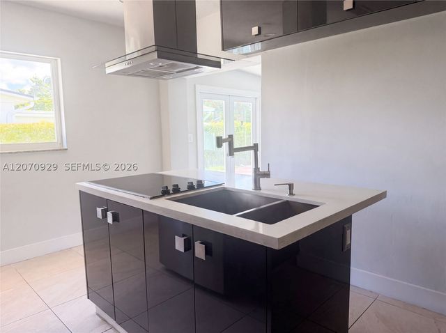 6200 SW 109th Ave, Miami, FL 33173
