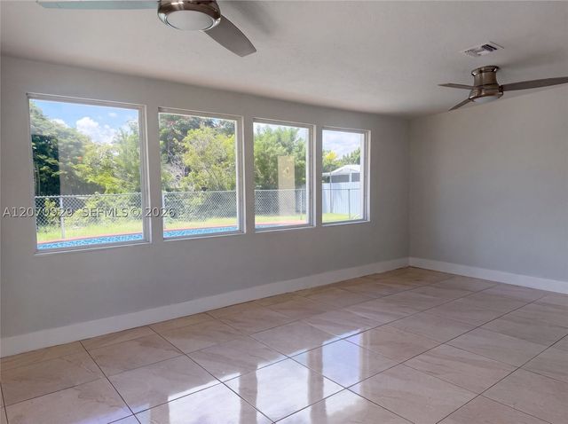 6200 SW 109th Ave, Miami, FL 33173
