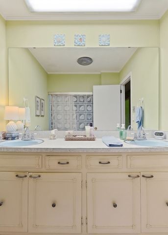 359 CC Camp Rd, Cookeville, TN 38501