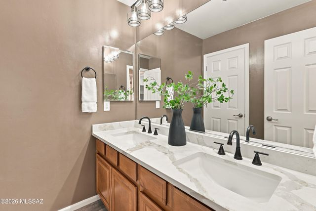 11366 E Squash Blossom Loop, Tucson, AZ 85747