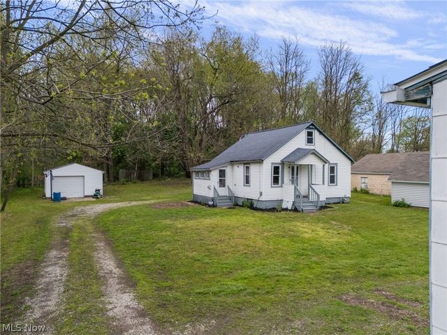 671 Fairview Avenue, Barberton, OH 44203