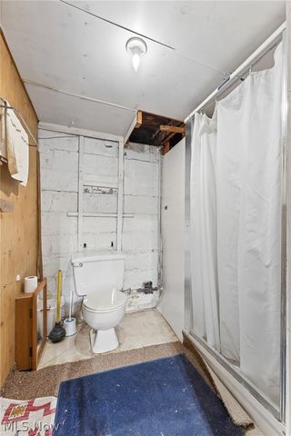 671 Fairview Avenue, Barberton, OH 44203