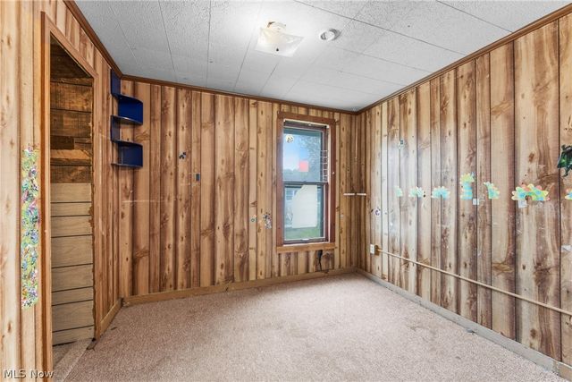 671 Fairview Avenue, Barberton, OH 44203