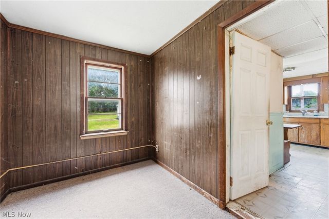 671 Fairview Avenue, Barberton, OH 44203