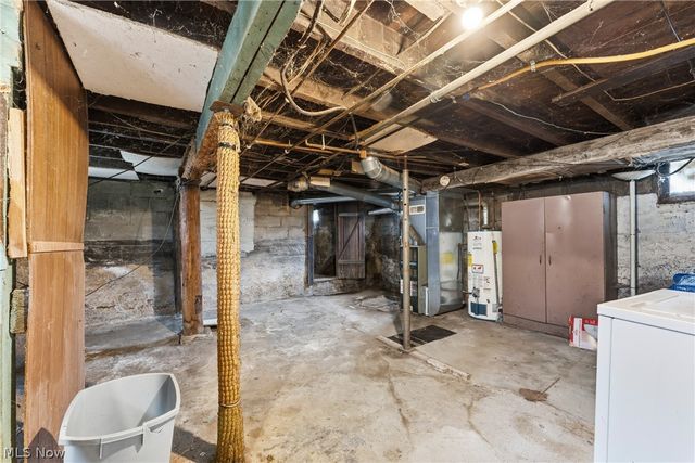 671 Fairview Avenue, Barberton, OH 44203
