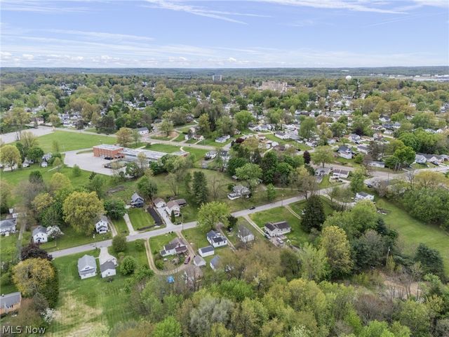 671 Fairview Avenue, Barberton, OH 44203