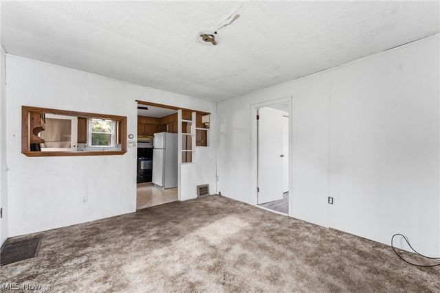 671 Fairview Avenue, Barberton, OH 44203