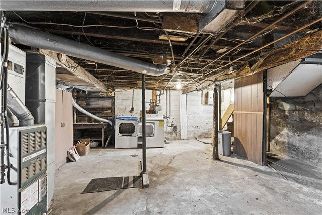 671 Fairview Avenue, Barberton, OH 44203
