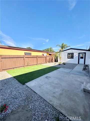 700 Washington 136, Colton, CA 92324