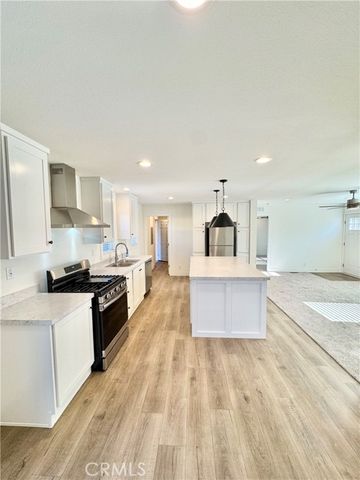 700 Washington 136, Colton, CA 92324