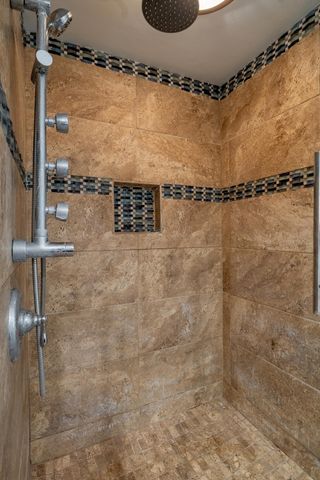 6344 Garfield Street, Merrillville, IN 46410