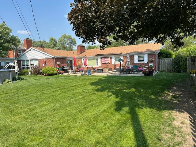 6344 Garfield Street, Merrillville, IN 46410